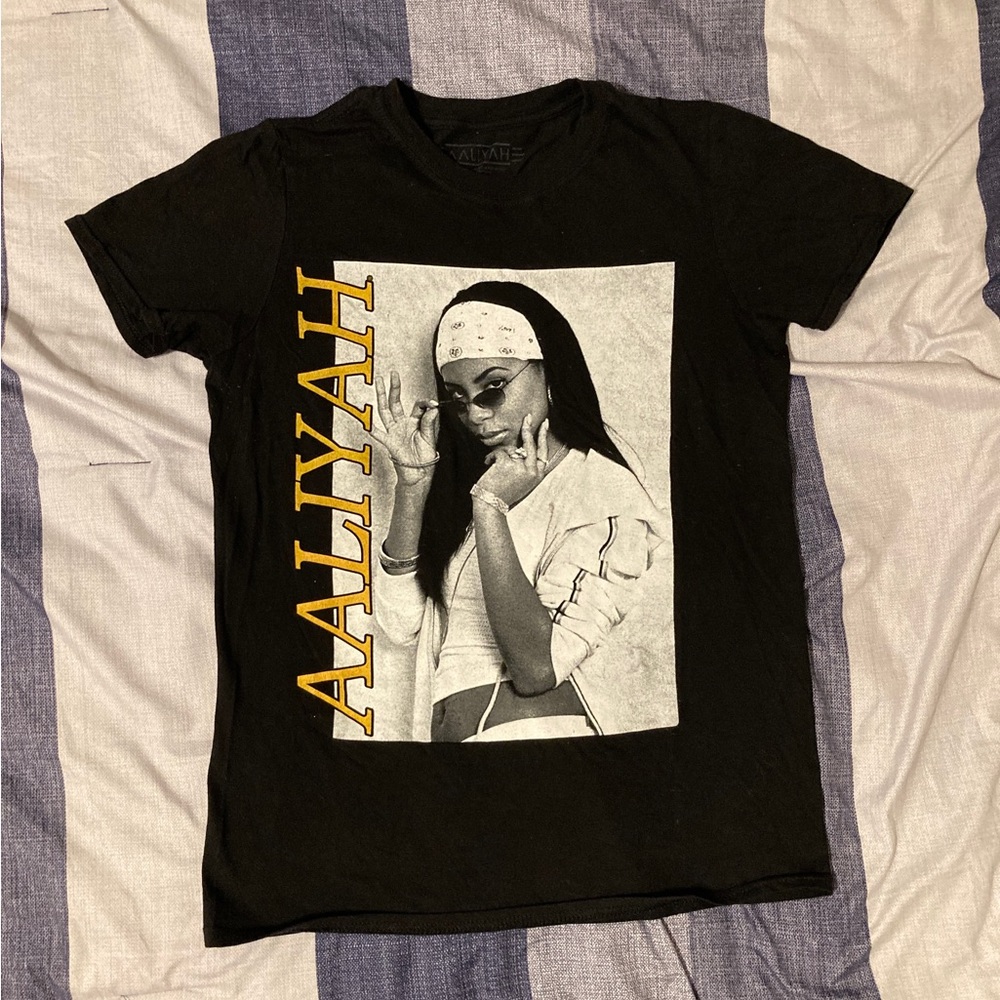 Aaliyah T Shirt Womens Sz S Black R&B